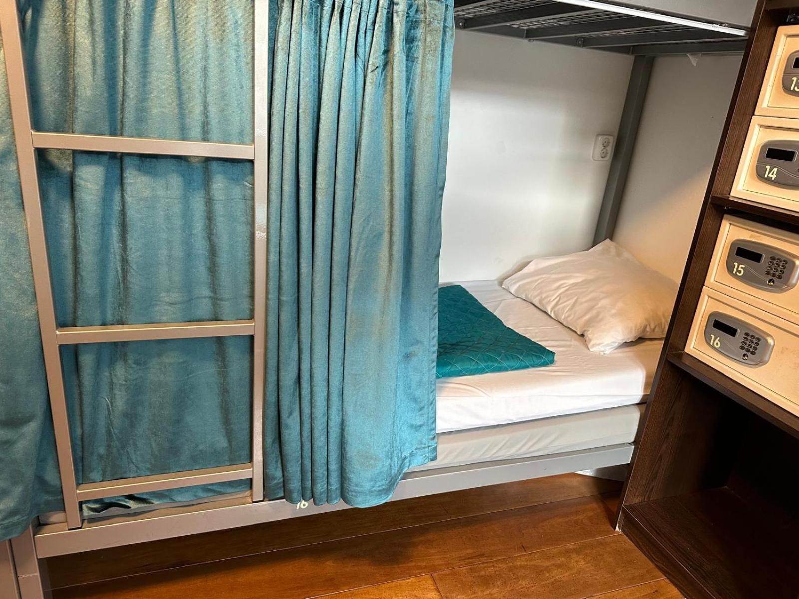 Room Mate Hostel Amsterdam سانداكم المظهر الخارجي الصورة